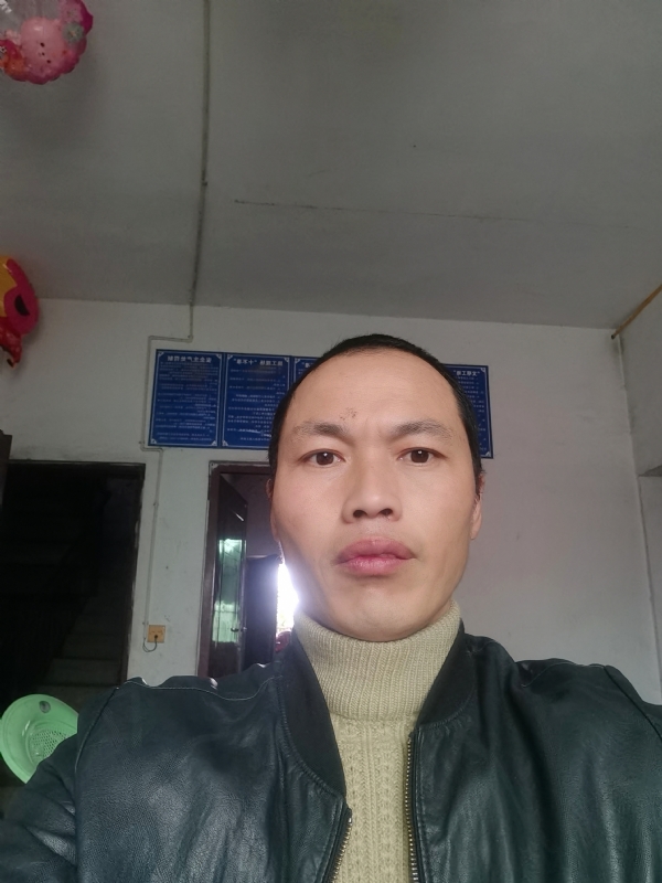 陈前的第一张照片--成都蓝颜知己交友网