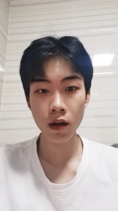 嘿的第一张照片--成都蓝颜知己交友网